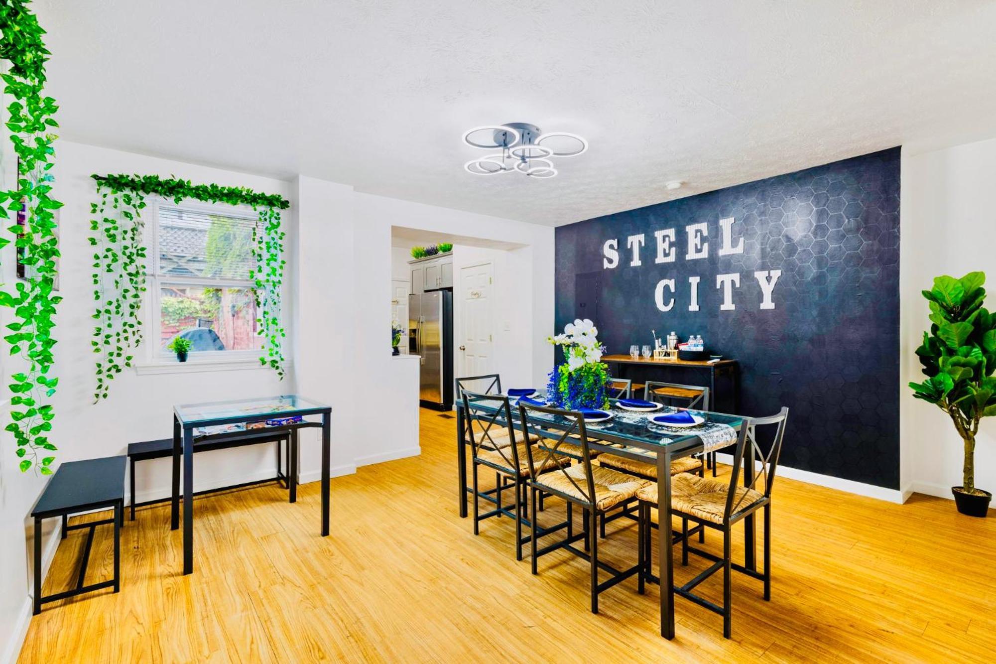 5bdrm 10bd With King Bbq Patio 1 Min Walk Carson St Pittsburgh